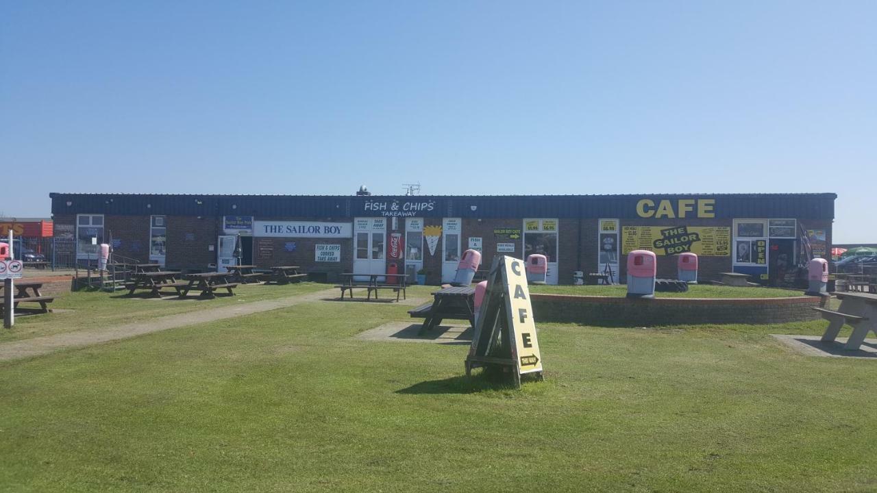 Caravan Beach Holiday Hotel Saint Osyth Exterior foto