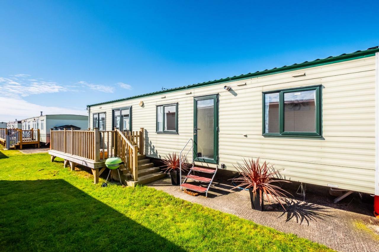 Caravan Beach Holiday Hotel Saint Osyth Exterior foto